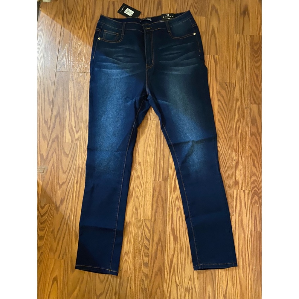Fashion Nova| Dark Blue Skinny Jeans